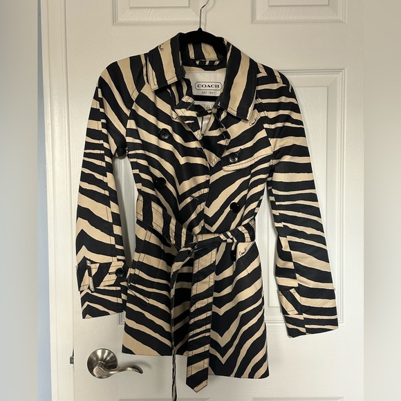 Coach Rare Women’s Zebra Print Trench Coat | XS | Y2K Chic Outerwear - Picture 9 of 9